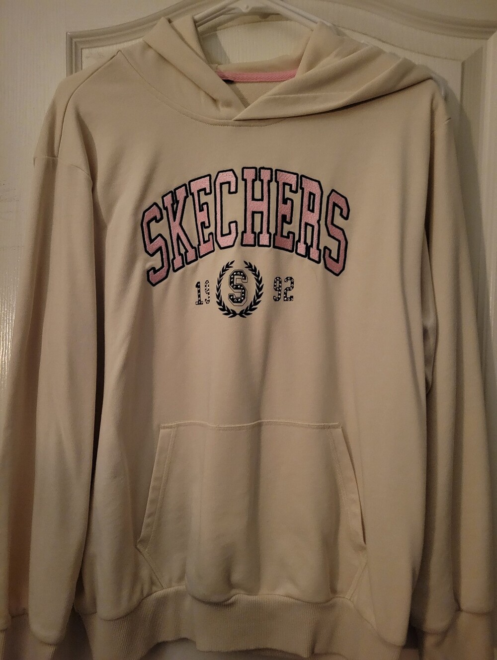 Skechers Cream Pullover Hoodie with Pink Lettering Womens